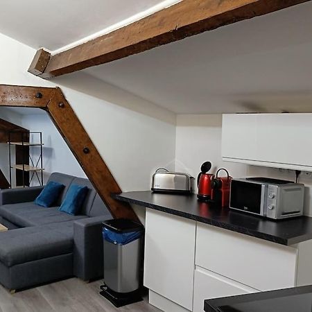 Détente - Appartement et poutres apparentes Béziers Esterno foto