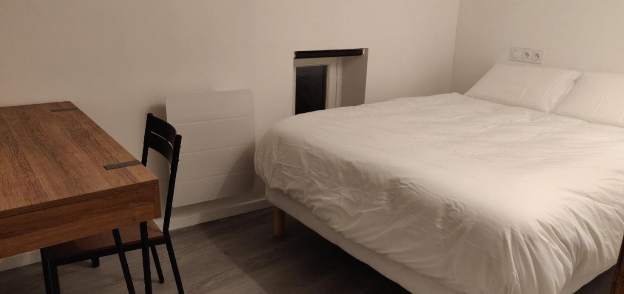 Détente - Appartement et poutres apparentes Béziers Esterno foto