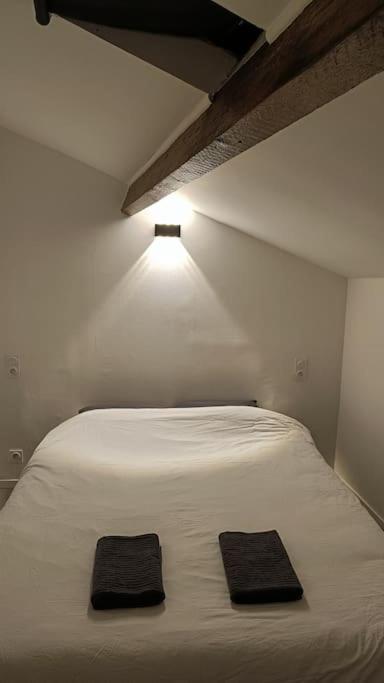 Détente - Appartement et poutres apparentes Béziers Esterno foto