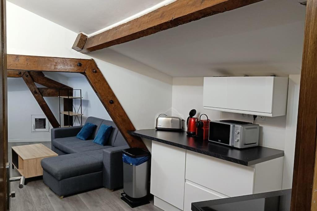 Détente - Appartement et poutres apparentes Béziers Esterno foto