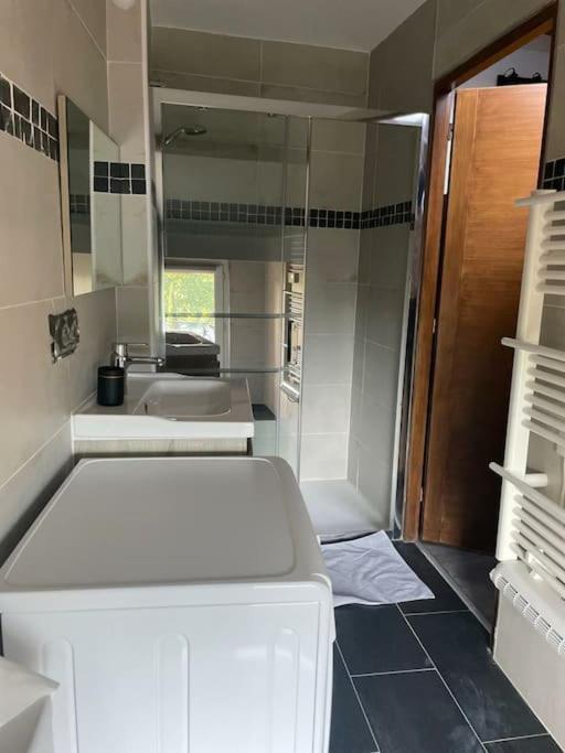 Détente - Appartement et poutres apparentes Béziers Esterno foto