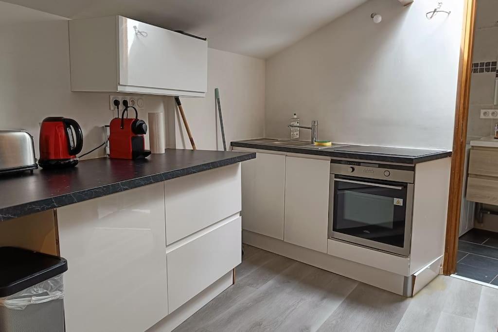 Détente - Appartement et poutres apparentes Béziers Esterno foto